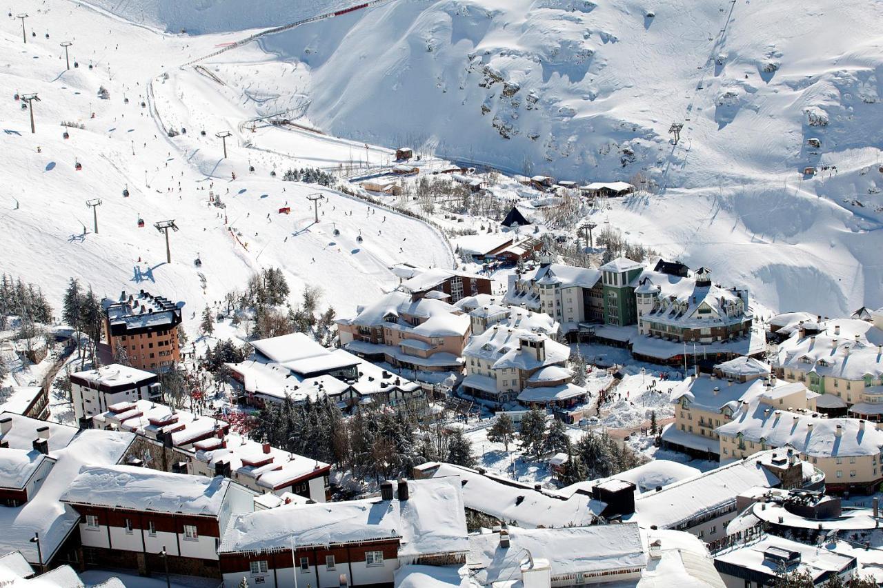 Apartamentos Sierra Nevada Pie De Pistas 3000 Ngoại thất bức ảnh